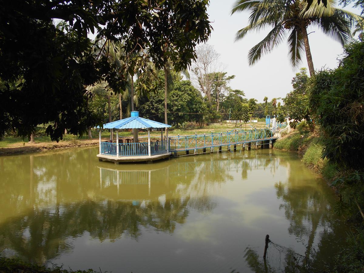 Jamunadighi Eco-Resort Budbud 外观 照片